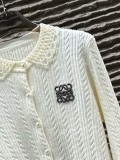 激安価格！  2026 ロエベ 新作 ニット 偽物  2色