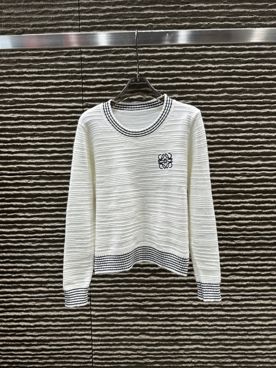 注目度抜群！ 2026 ロエベ 新作 ニット 偽物 3色