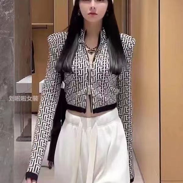 争奪戦 2026 バルマン 新作 ジャケット コピー 3色