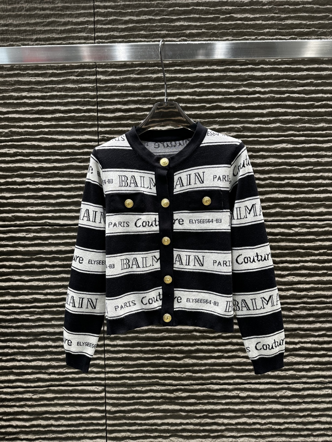 人気急上昇 2026 バルマン 新作 ニット コピー 3色