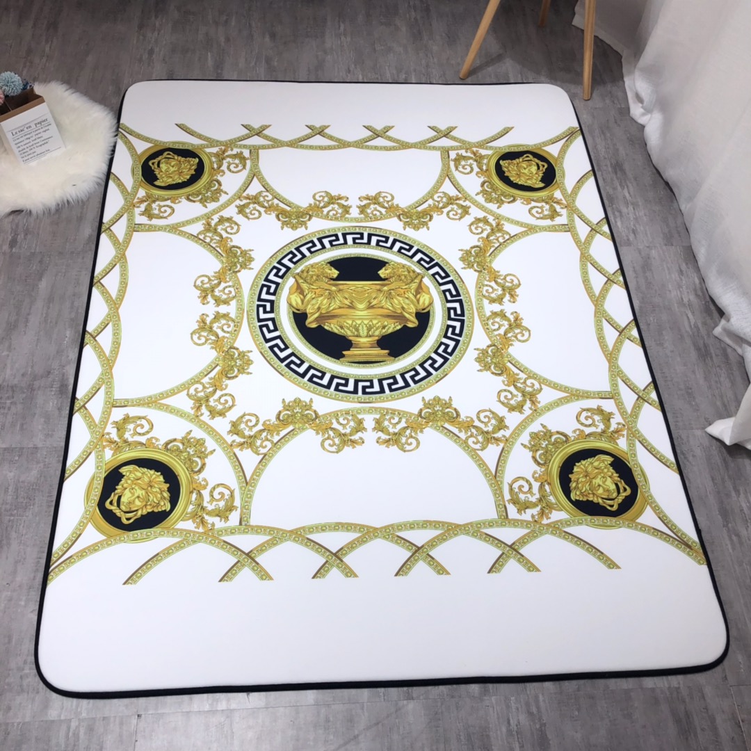 使い勝手良 ヴェルサーチェ 2026新作 カーペット絨毯 人気カーペット新品 オールシーズン 絨毯新居マット 新居寝具用品