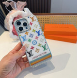 定番人気！2026 ルイヴィトン 新作 iPhone ケース 全機種 販売 コピー