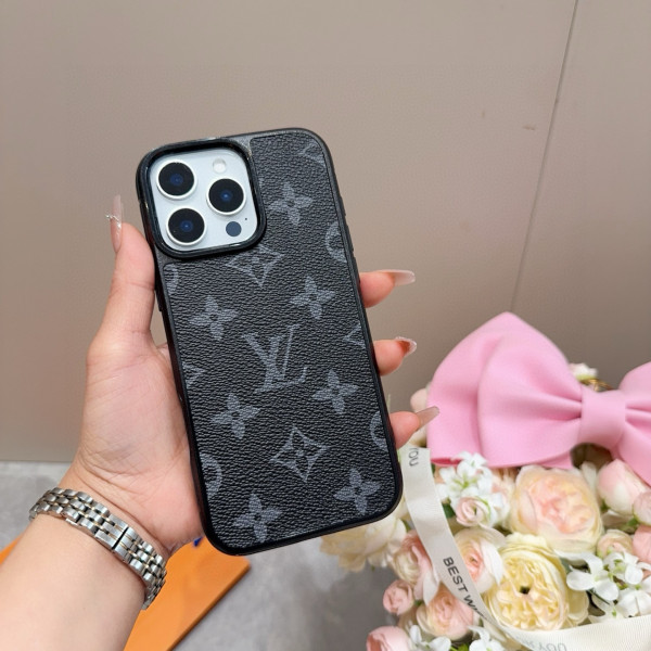 注目アイテム♡ 2026 ルイヴィトン 新作 iPhone ケース 全機種 販売 偽物