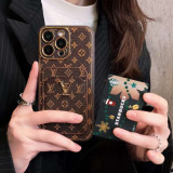 使い勝手良 2026 ルイヴィトン 新作 iPhone ケース 全機種 販売 コピー
