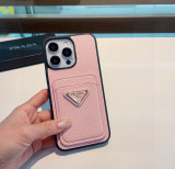 注目アイテム☆ 2026 プラダ 新作 iPhone ケース 全機種 販売 コピー