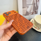 使い勝手良 2026 フェンディ 新作 iPhone ケース 全機種 販売 コピー