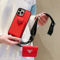 人気急上昇新作 2026 プラダ 新作 iPhone ケース 全機種 販売 コピー