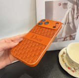 人気爆発☆ 2026 ディオール 新作 iPhone ケース 全機種 販売 偽物