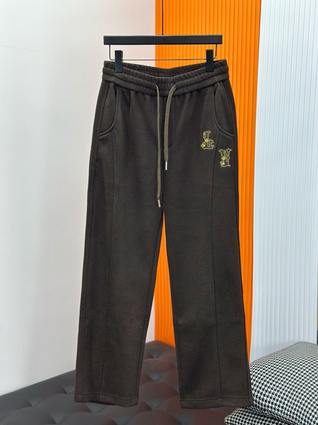 超希少！2026 ルイヴィトン 新作 カジュアルパンツ スーパーコピー