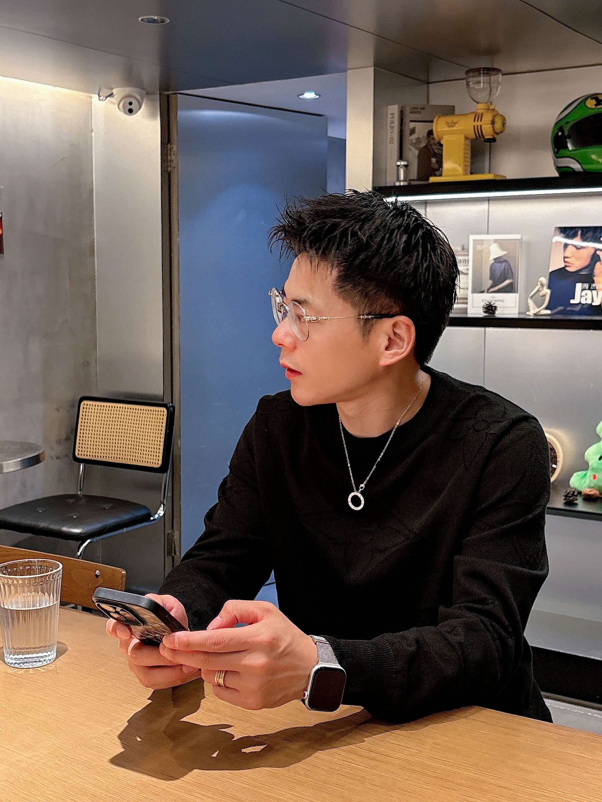 使い勝手良 2026 ルイヴィトン 新作 ニット 偽物