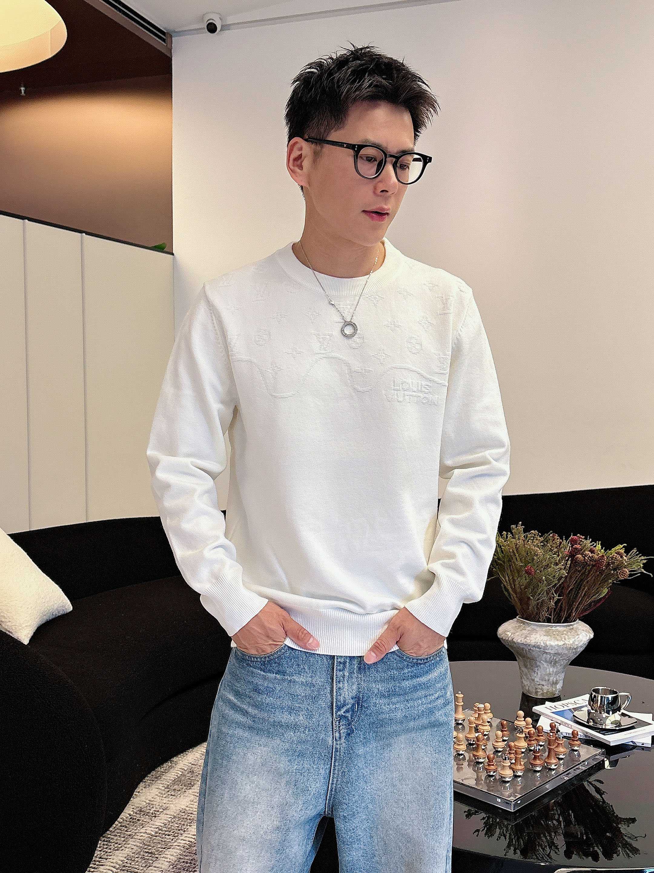 人気急上昇新作 2026 ルイヴィトン 新作 ニット スーパーコピー