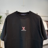 入手困難品！2026 ルイヴィトン 新作 半袖Tシャツ 偽物