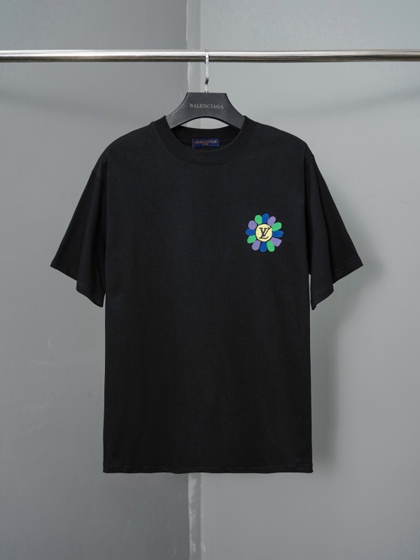 人気No1★ 2026 ルイヴィトン 新作 半袖Tシャツ スーパーコピー