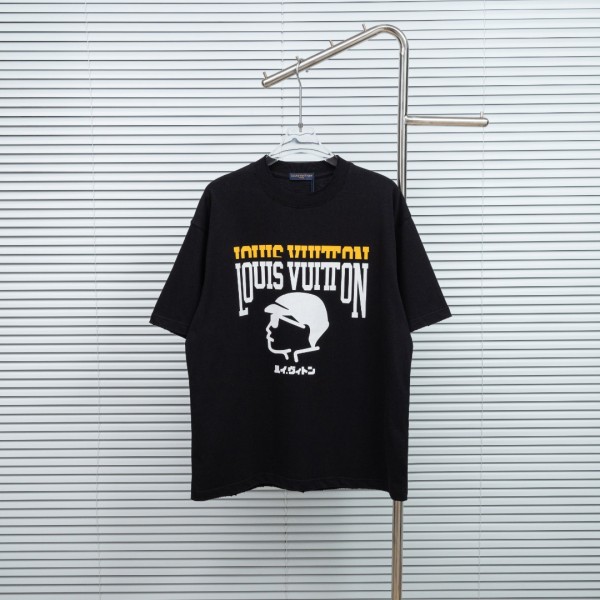 世界中で大人気♪ 2026 ルイヴィトン 新作 半袖Tシャツ コピー
