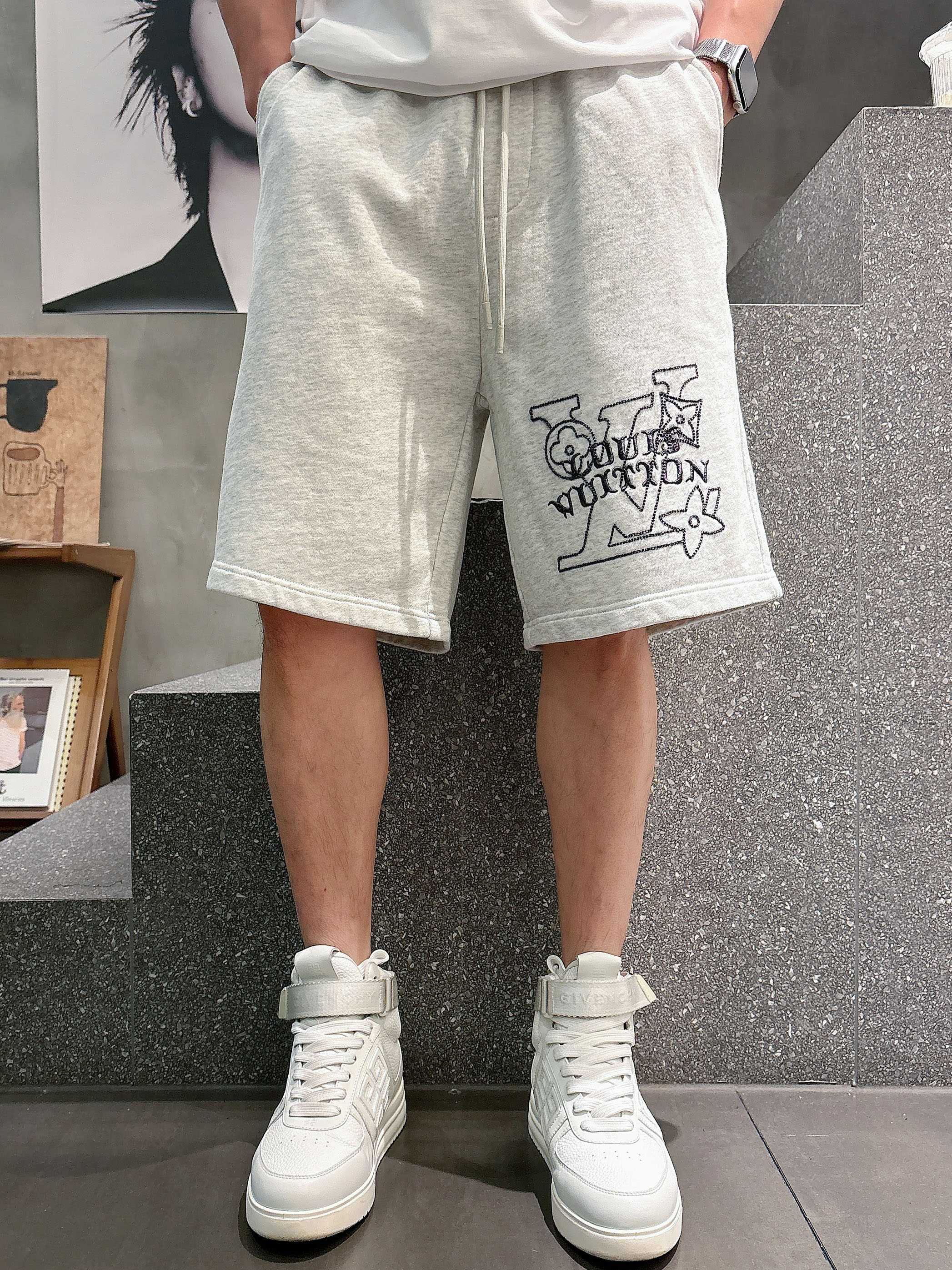 お洒落 2026 ルイヴィトン 新作 ショートパンツ スーパーコピー