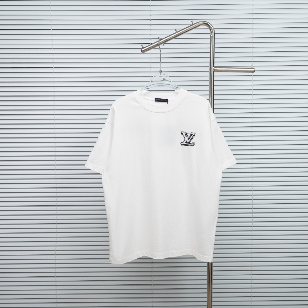 新色登場☆ 2026 ルイヴィトン 新作 半袖Tシャツ コピー