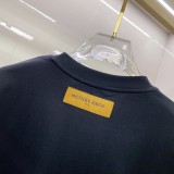 注目アイテム♡ 2026 ルイヴィトン 新作 半袖Tシャツ 偽物 2色