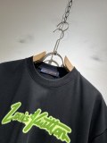 目を惹くカラー 2026 ルイヴィトン 新作 半袖Tシャツ スーパーコピー