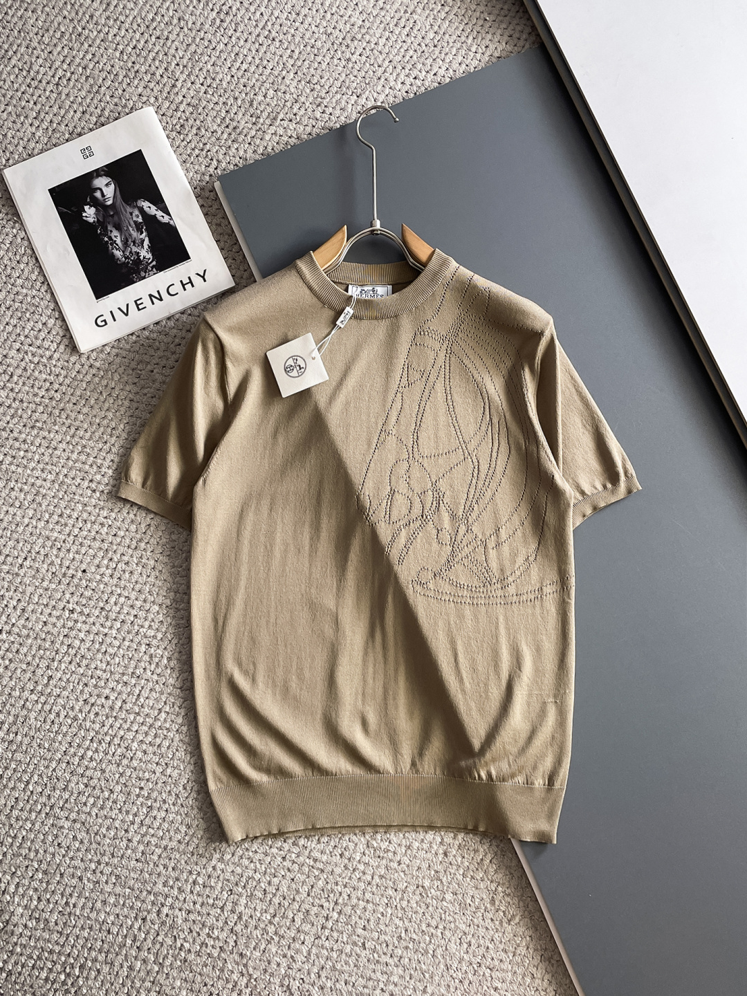人気No1★ 2026 エルメス 新作 半袖Tシャツ スーパーコピー