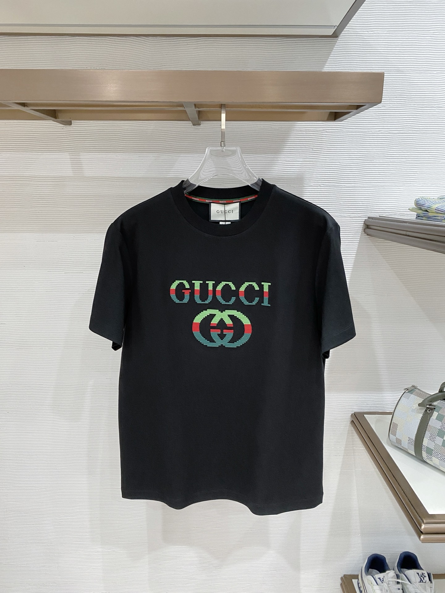 注目アイテム☆ 2026 グッチ 新作 半袖Tシャツ スーパーコピー