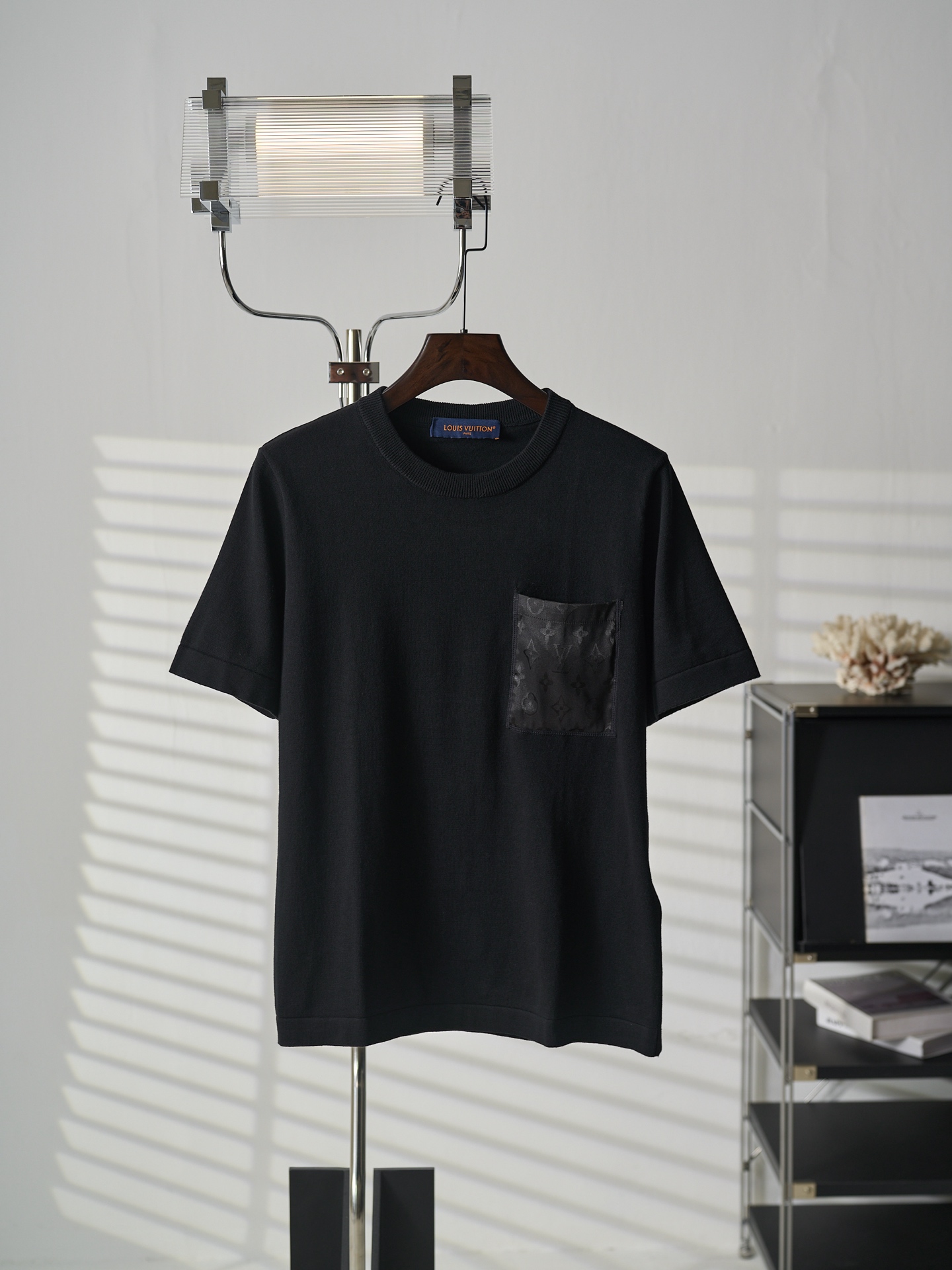 ☆超人気☆ 2026 ルイヴィトン 新作 半袖Tシャツ スーパーコピー