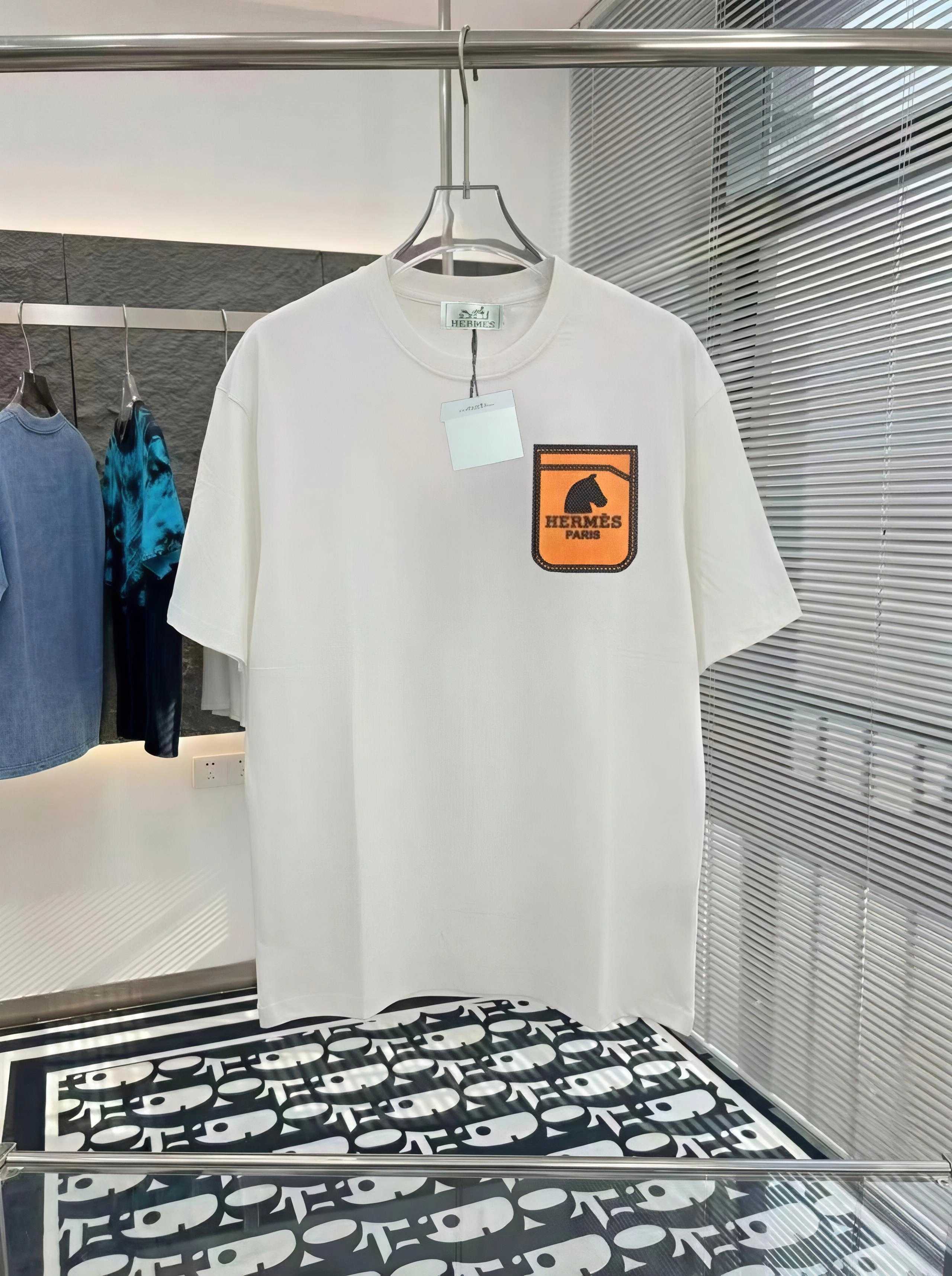 【即発】★ 2026 エルメス 新作 半袖Tシャツ コピー