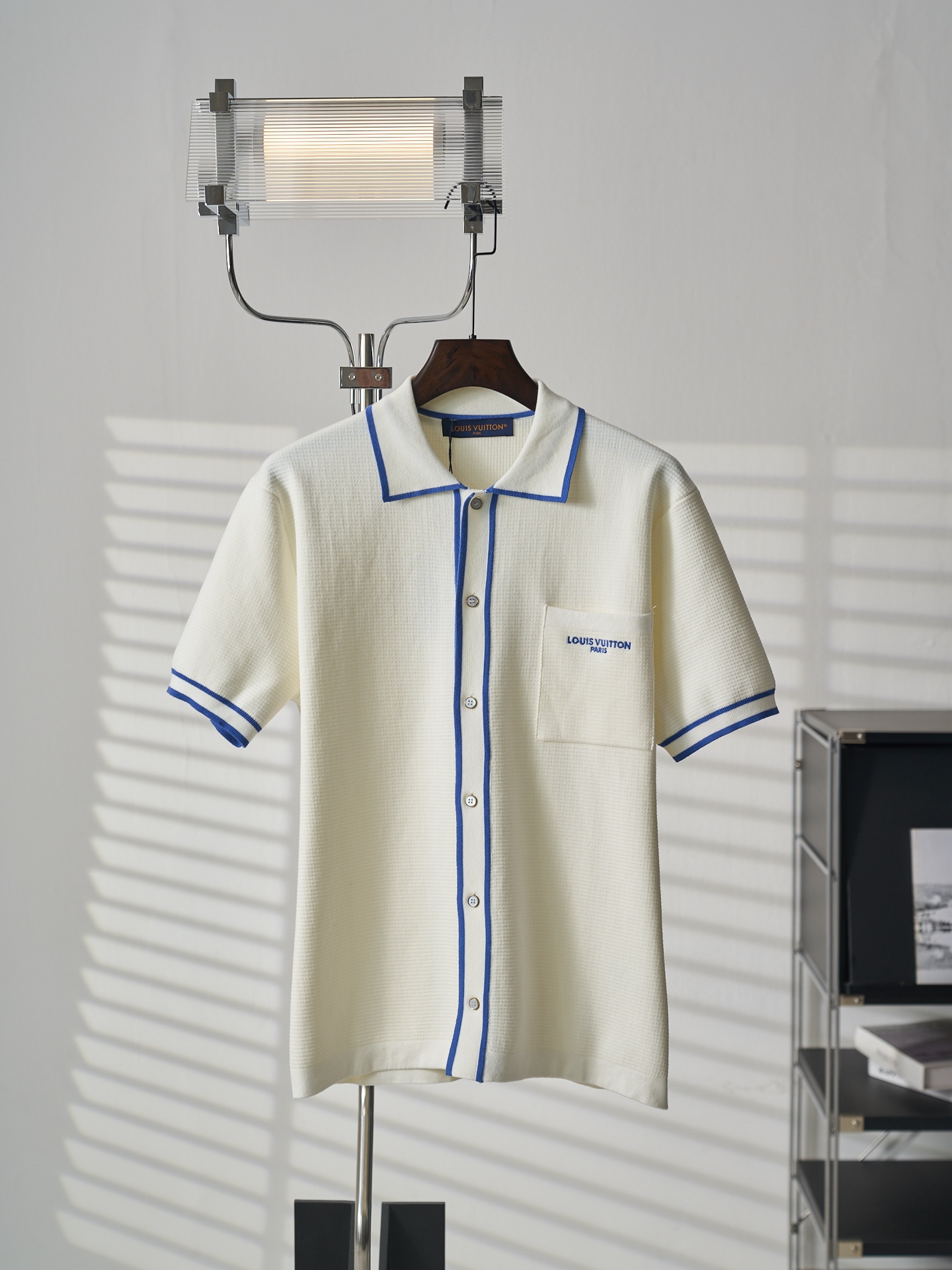累積売上総額第１位！2026 ルイヴィトン 新作 半袖Tシャツ コピー