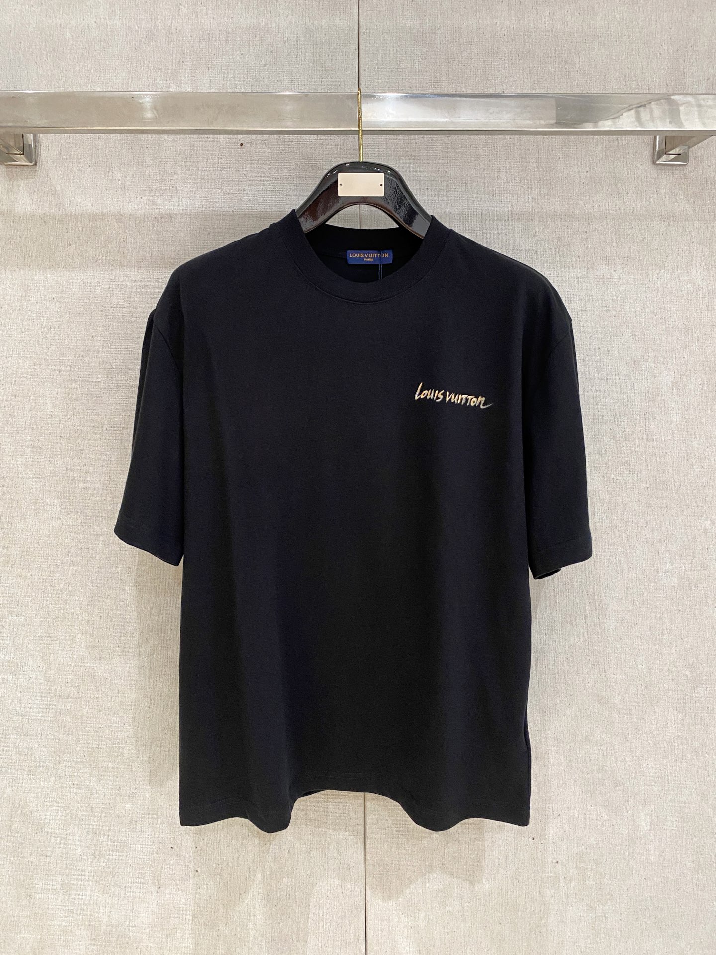 ☆超人気☆ 2026 ルイヴィトン 新作 半袖Tシャツ 偽物