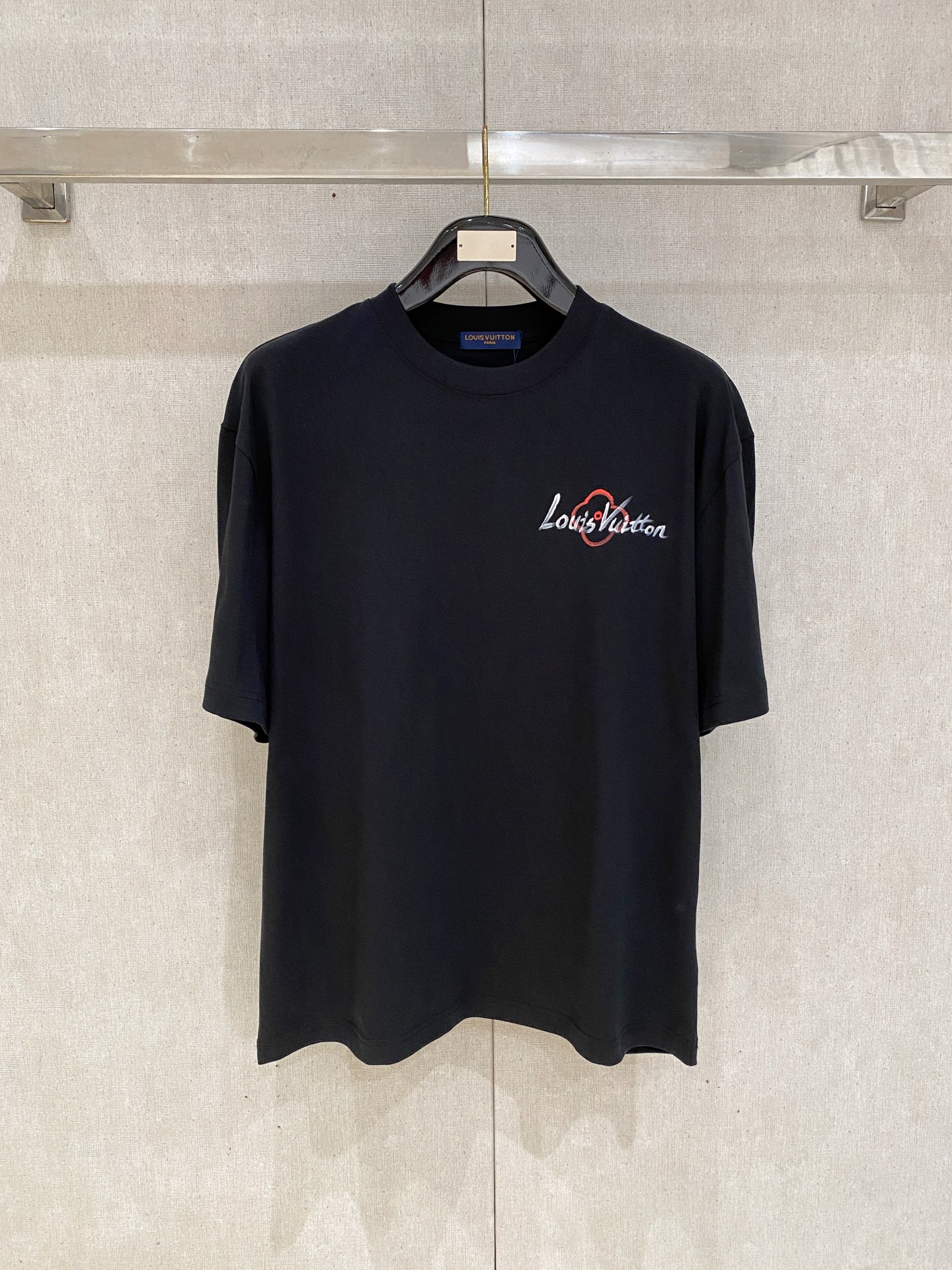 ☆超人気☆ 2026 ルイヴィトン 新作 半袖Tシャツ コピー