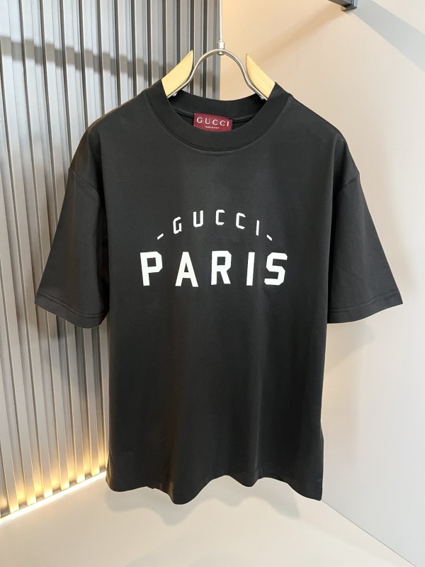 【限定カラー】2026 グッチ 新作 半袖Tシャツ 偽物