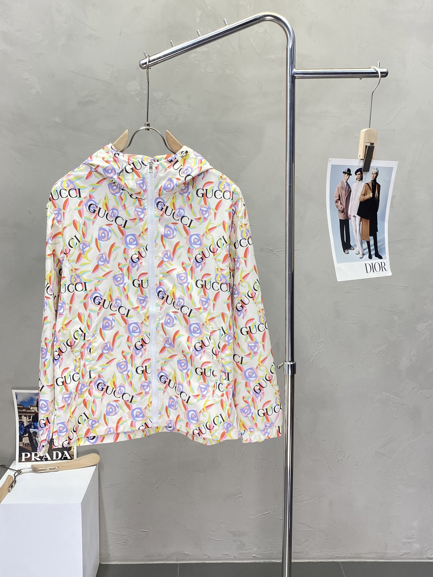 使い勝手良 2026 グッチ 新作 日焼け止め服 コピー