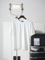 完売前に！2026 グッチ 新作 半袖Tシャツ 偽物