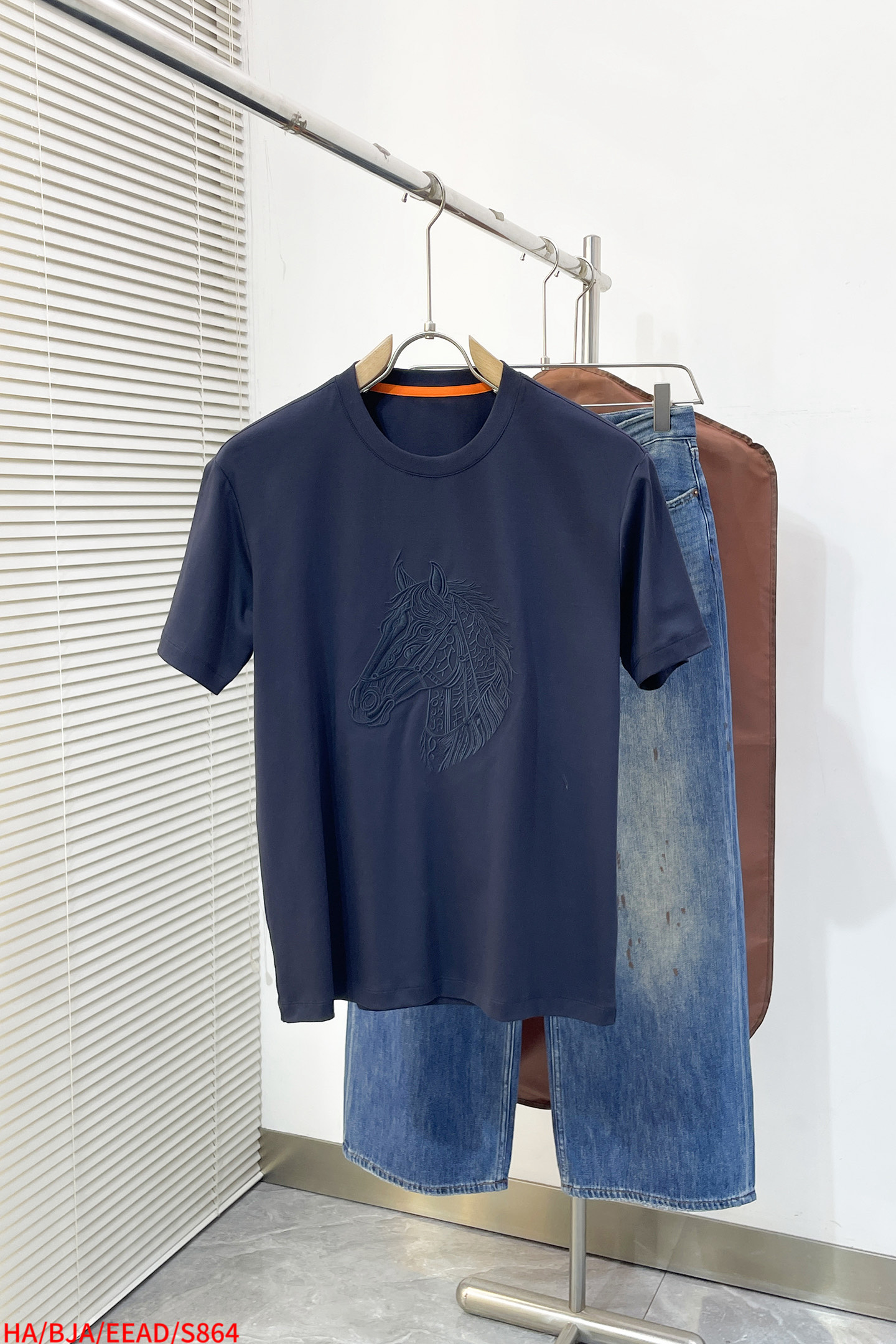 使い勝手良 2026 エルメス 新作 半袖Tシャツ スーパーコピー