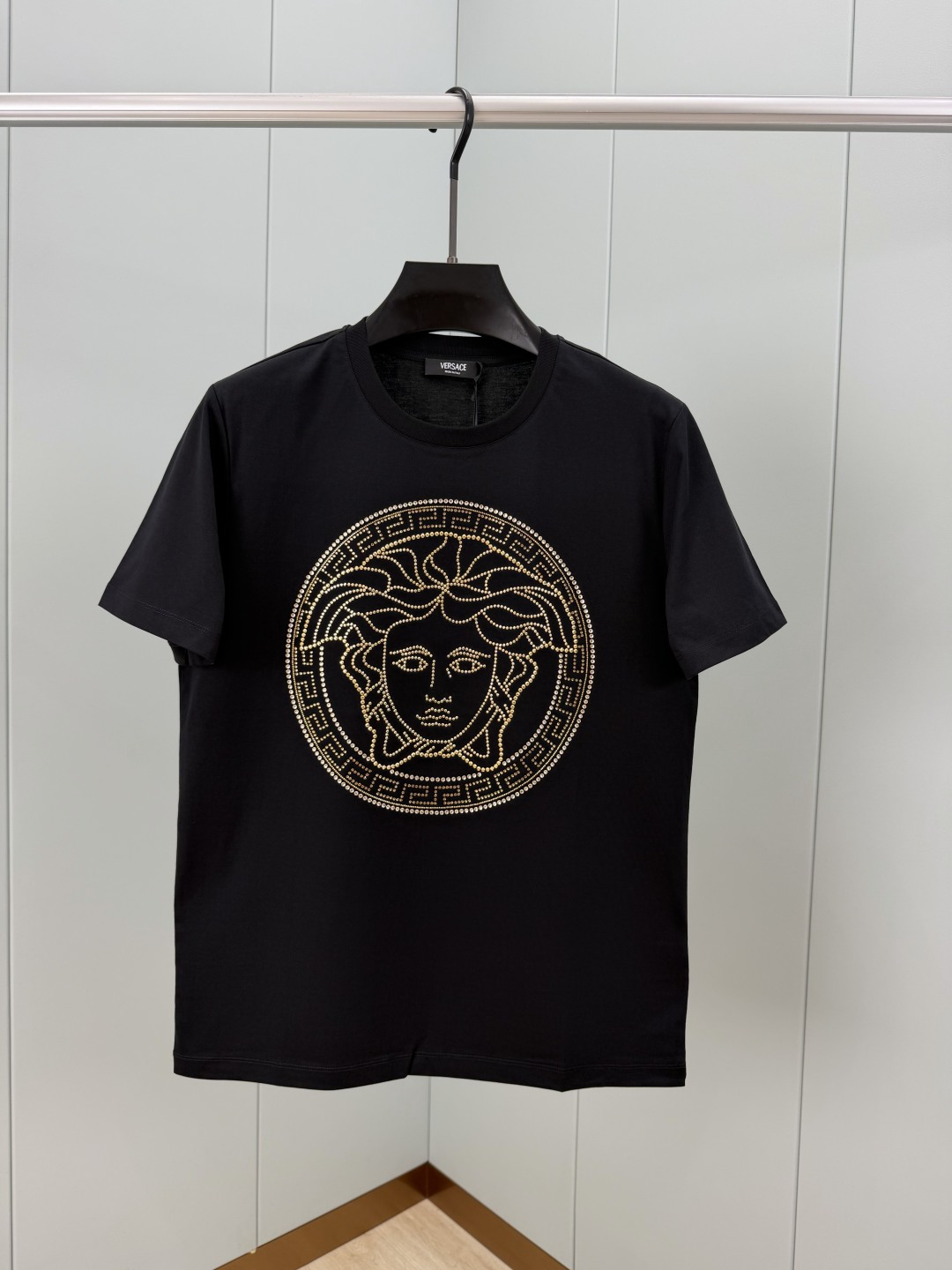 おすすめ 2026 ヴェルサーチェ 新作 半袖Tシャツ コピー