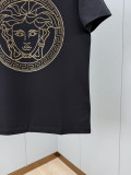 おすすめ 2026 ヴェルサーチェ 新作 半袖Tシャツ コピー