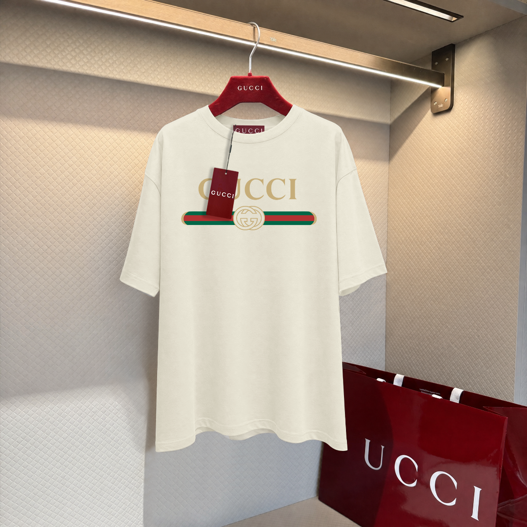 即発送！2026 グッチ 新作 半袖Tシャツ コピー