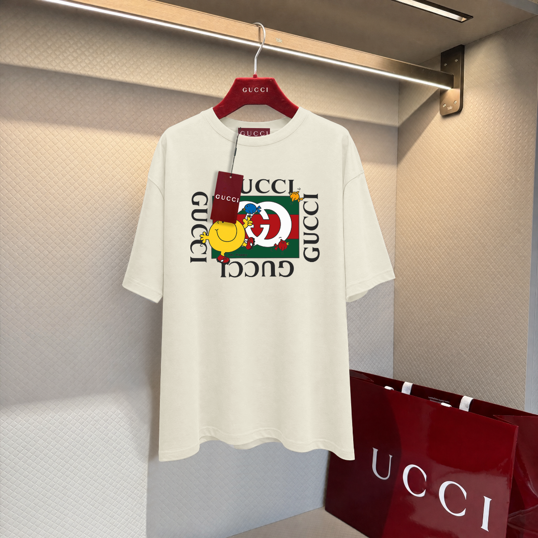 すぐ届く 2026 グッチ 新作 半袖Tシャツ 偽物