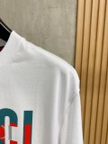 希少♪限定 2026 グッチ 新作 半袖Tシャツ 偽物