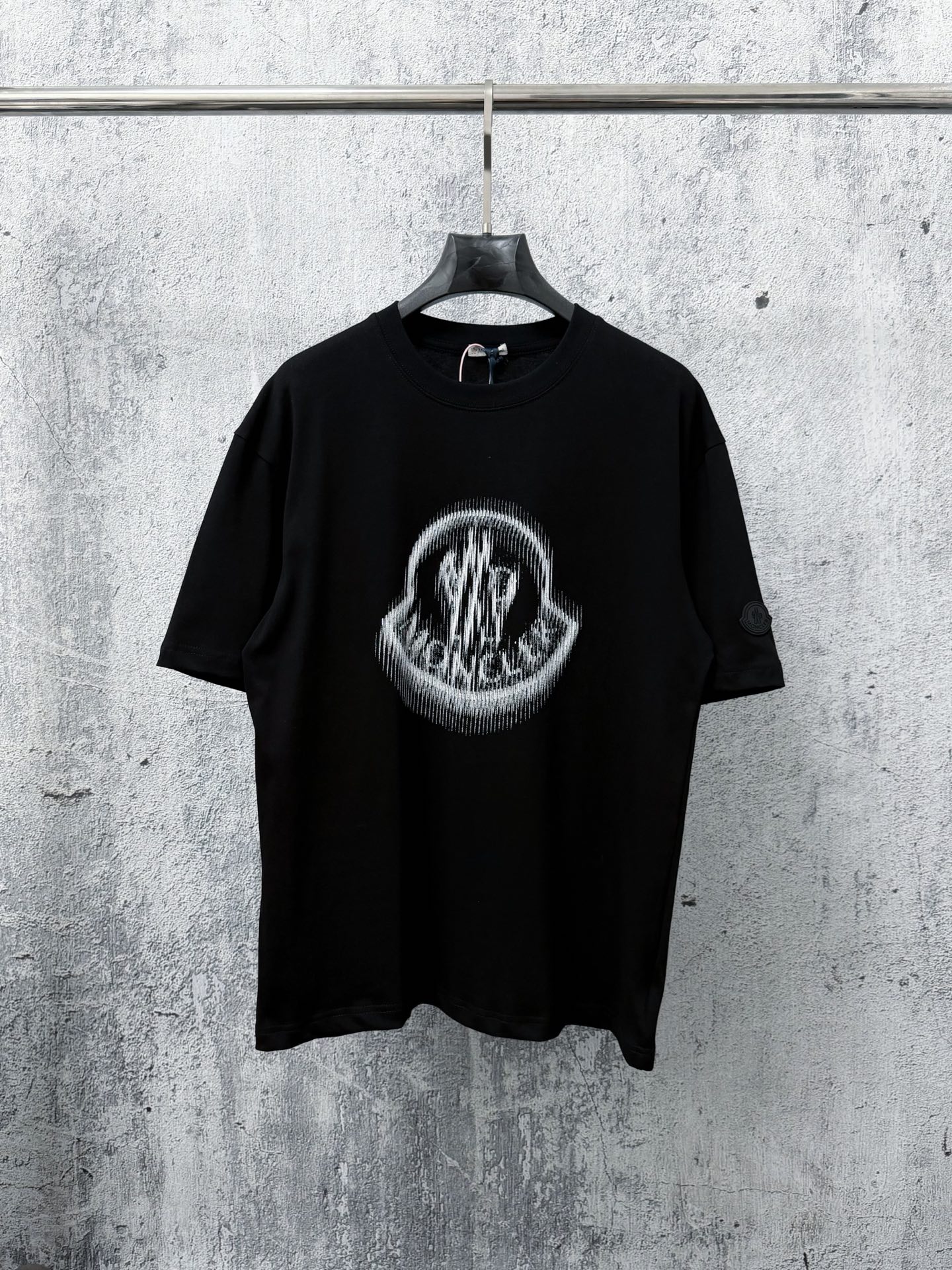人気爆発☆ 2026 モンクレール 新作 半袖Tシャツ コピー