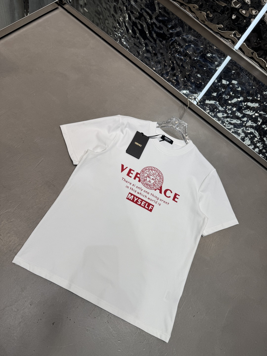 超希少！ 2026 ヴェルサーチェ 新作 半袖Tシャツ コピー 2色
