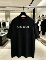注目度抜群！2026 グッチ 新作 半袖Tシャツ コピー