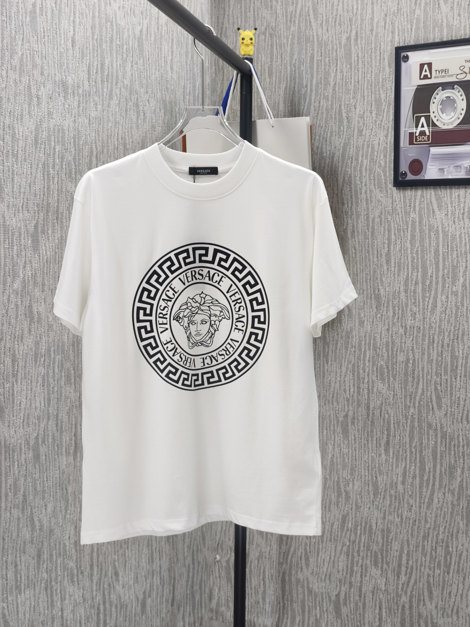 一目惚れ♪ 2026 ヴェルサーチェ 新作 半袖Tシャツ コピー