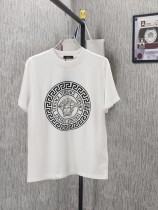 一目惚れ♪ 2026 ヴェルサーチェ 新作 半袖Tシャツ コピー