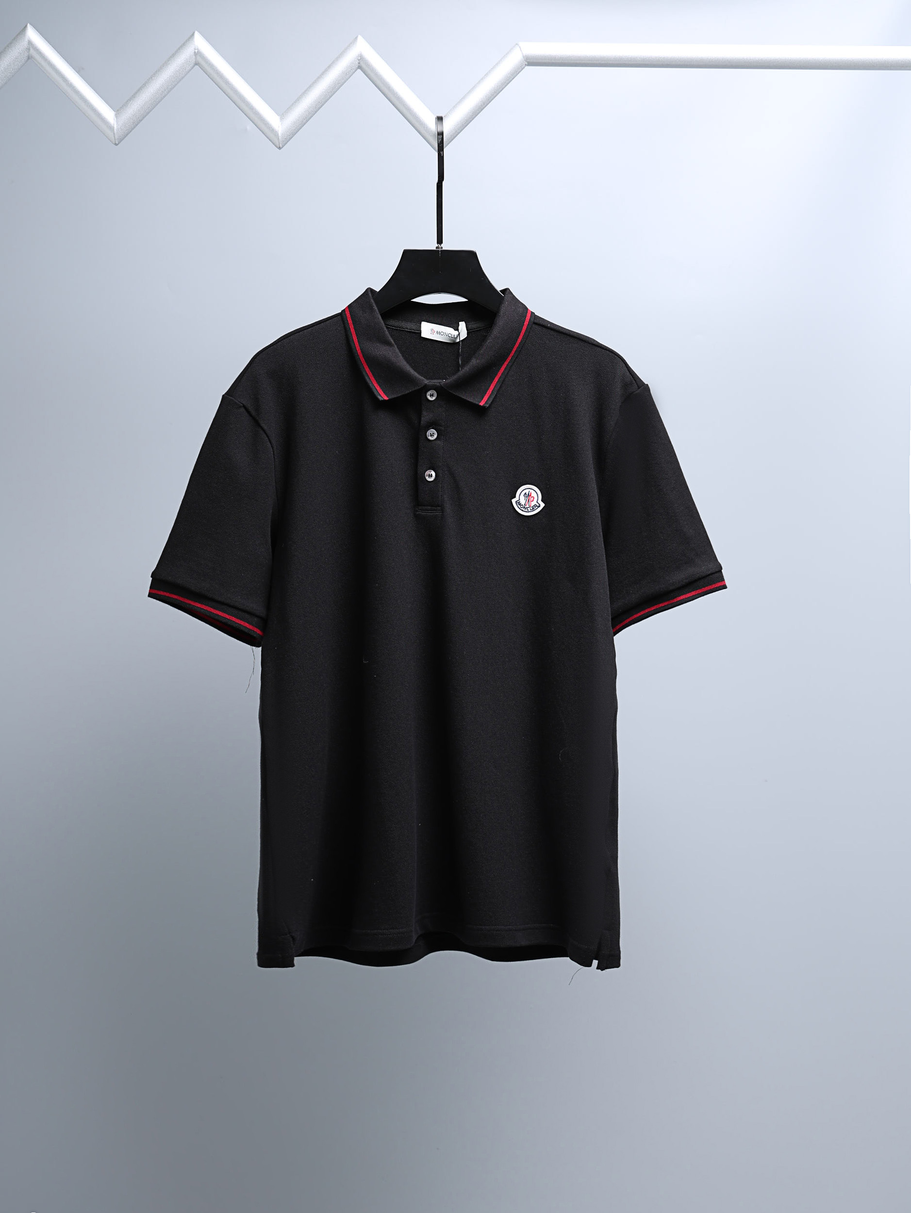 累積売上総額第１位！2026 モンクレール 新作 半袖Tシャツ コピー