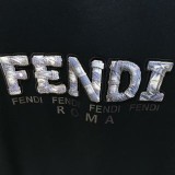 人気急上昇新作 2026 フェンディ 新作 半袖Tシャツ コピー