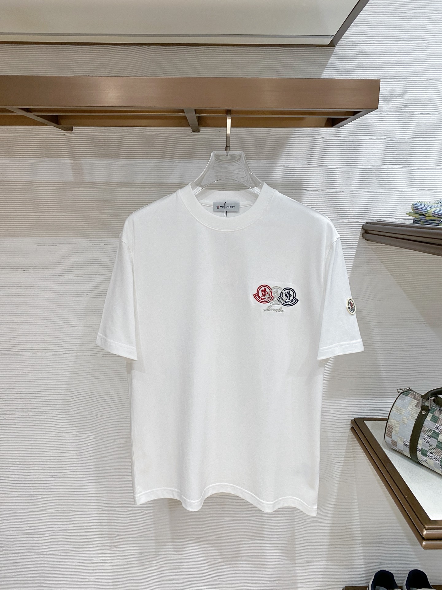超希少！2026 モンクレール 新作 半袖Tシャツ コピー