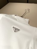 累積売上総額第１位！2026 プラダ 新作 半袖Tシャツ スーパーコピー