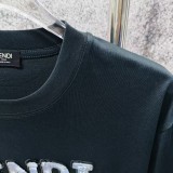 人気急上昇新作 2026 フェンディ 新作 半袖Tシャツ コピー