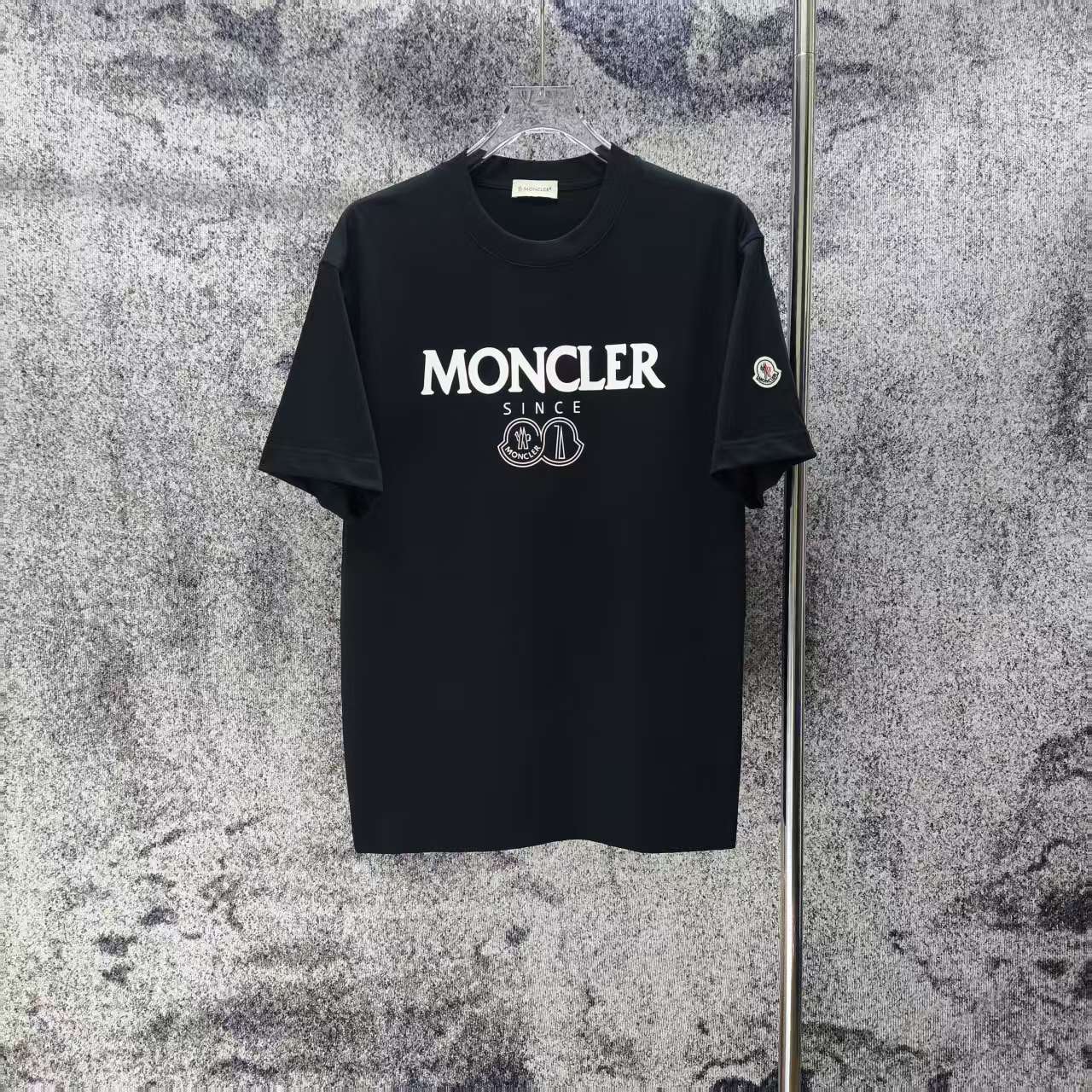 完売前に！2026 モンクレール 新作 半袖Tシャツ スーパーコピー