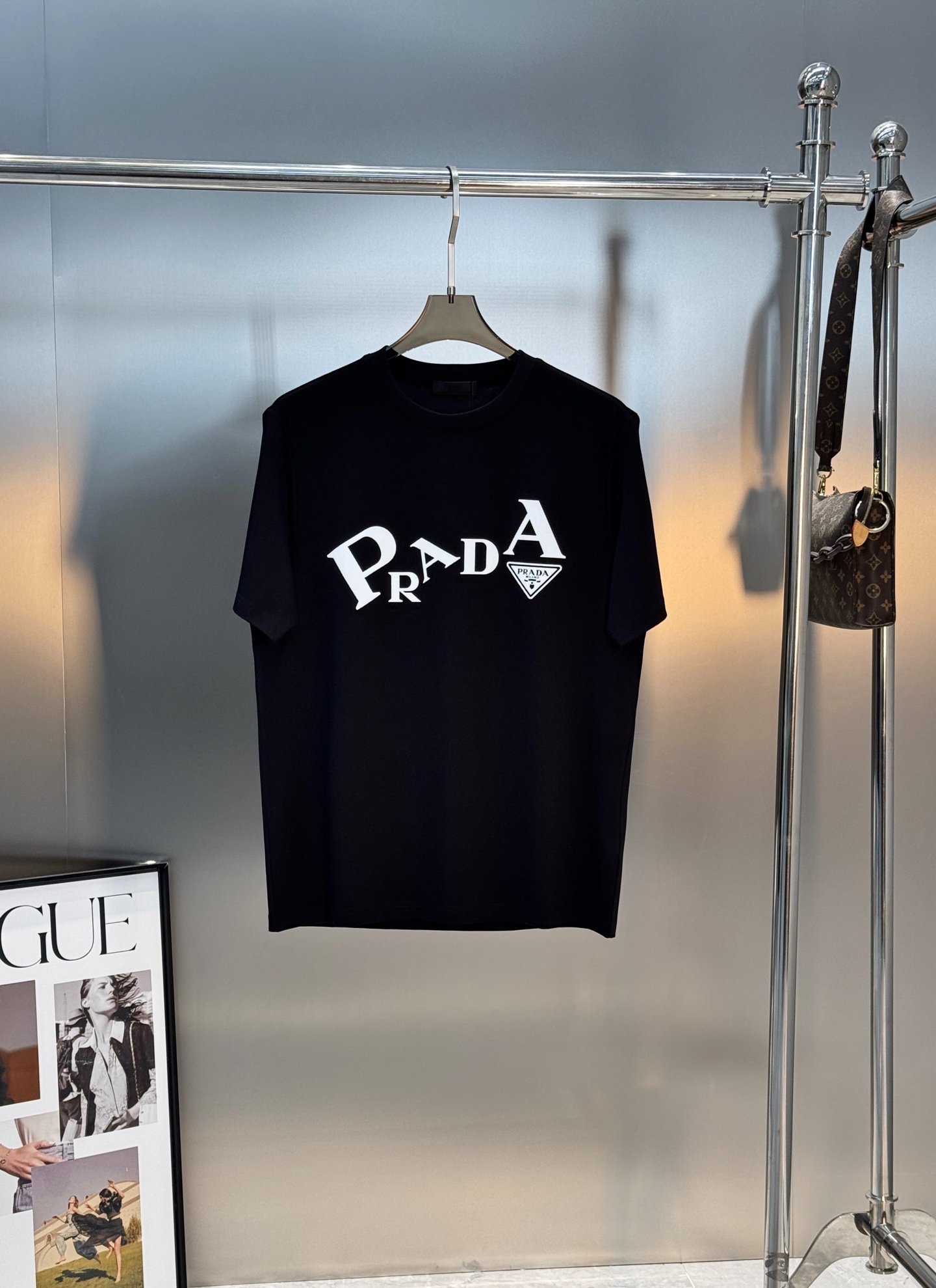 《人気★》2026 プラダ 新作 半袖Tシャツ スーパーコピー
